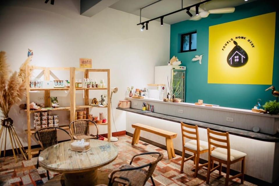 Pomelo Home Stay Bed and Breakfast in Taiwan, Province of China