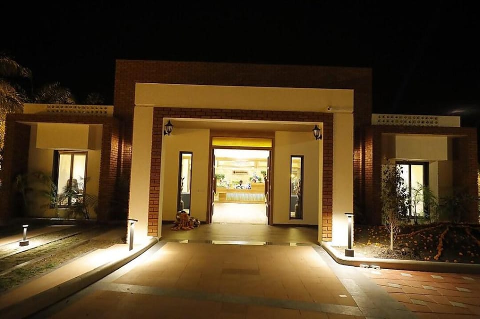 Atmaneem Nature Cure Hotel in Gujarat