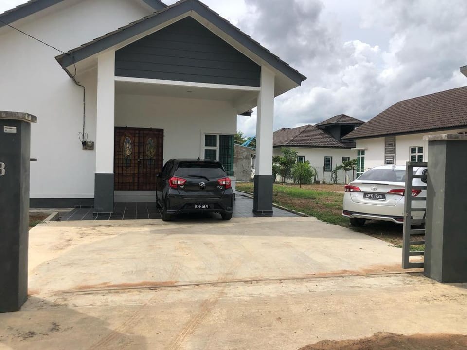 LADIYA HOMESTAY ISLAMIC MACHANG Vacation rental in Malaysia