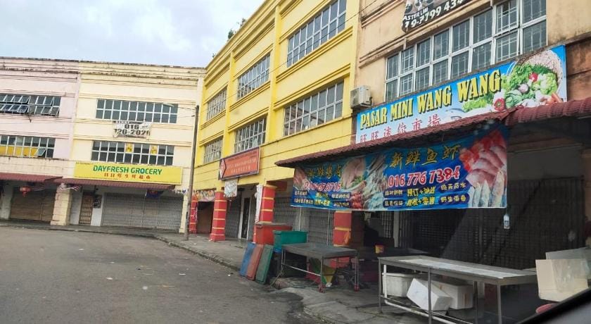 Bandar Putra Kulai 6BR 14pax Dormitory Style House Vacation rental in Johor