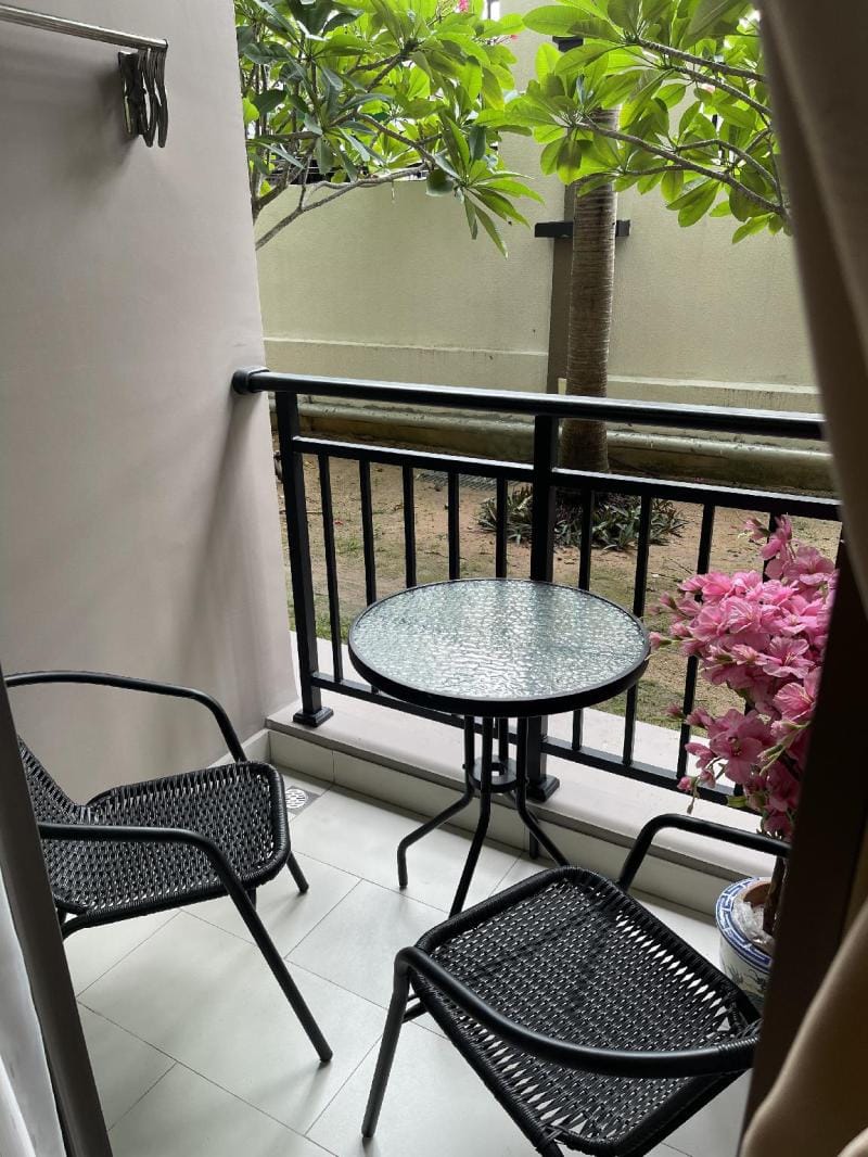 Condo jomtien beach close by walking street  Apartment in Pattaya City