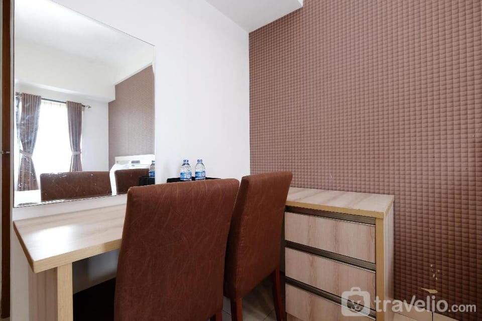SimplyLook Studio Margonda Residence 2 By Travelio Apartment in South Jakarta City