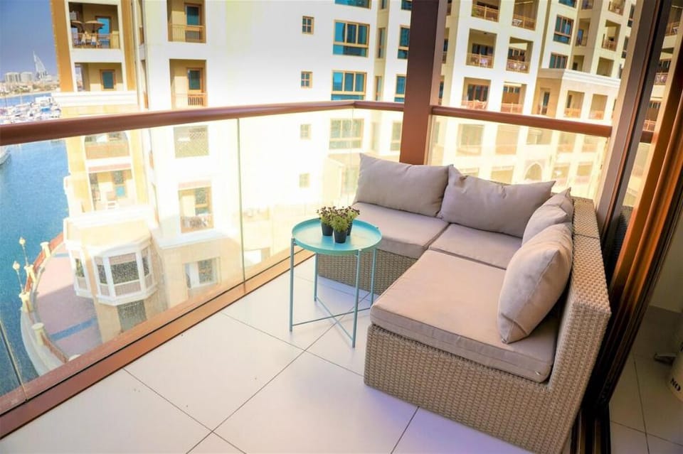 Luxury on the Palm with Marina view balcony Apartment in Dubai