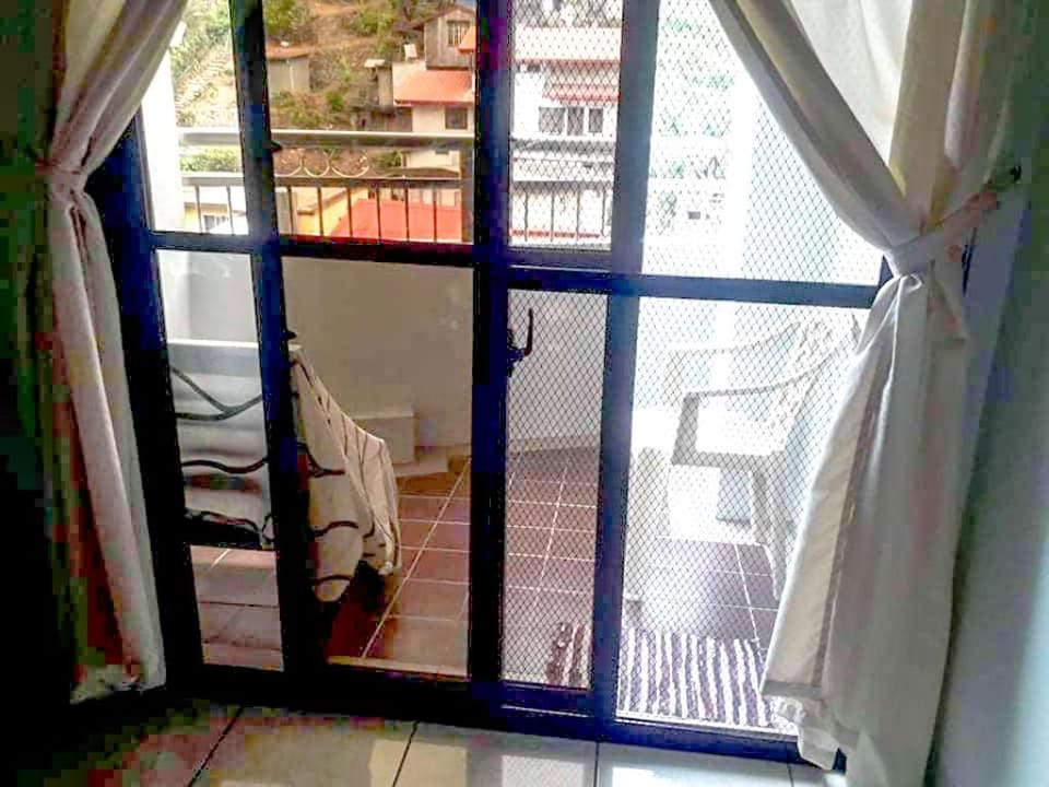 G.U.M Haven Unit1 Private Balcony fits 6 guests  Apartment in Baguio