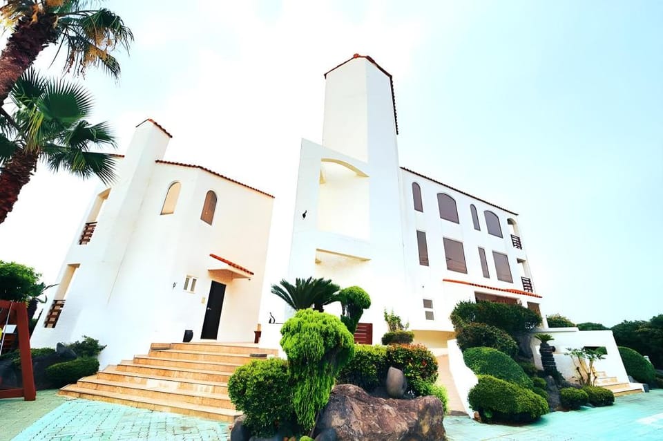 Sarang Tulle Pension Bed and Breakfast in South Korea