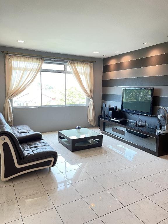 Anna Cozy Apartment with swimming pool Apartment in Kuching