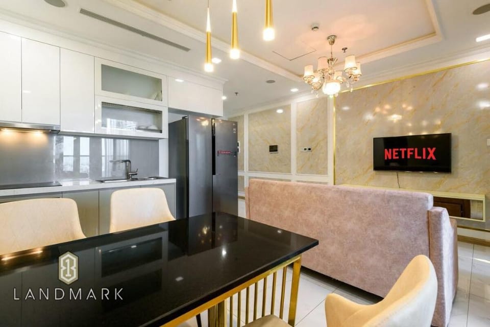 One Luxury bedroom in Landmark 81 Apartment in Ho Chi Minh City