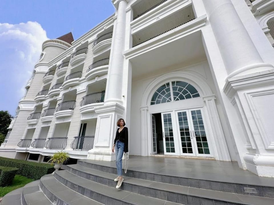 Chateau De Khao Yai by Nay Joe Apartment in Laos