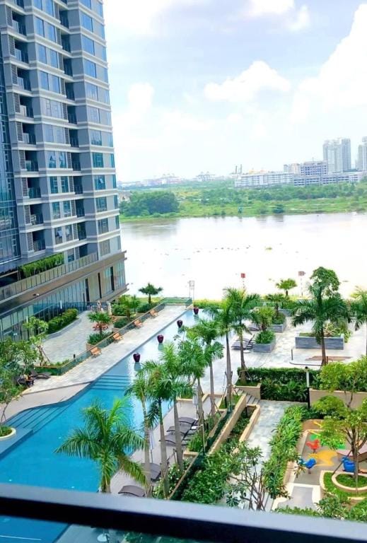 SUNWAH PEARL 5mins landmark 81 free pick up Apartment in Ho Chi Minh City