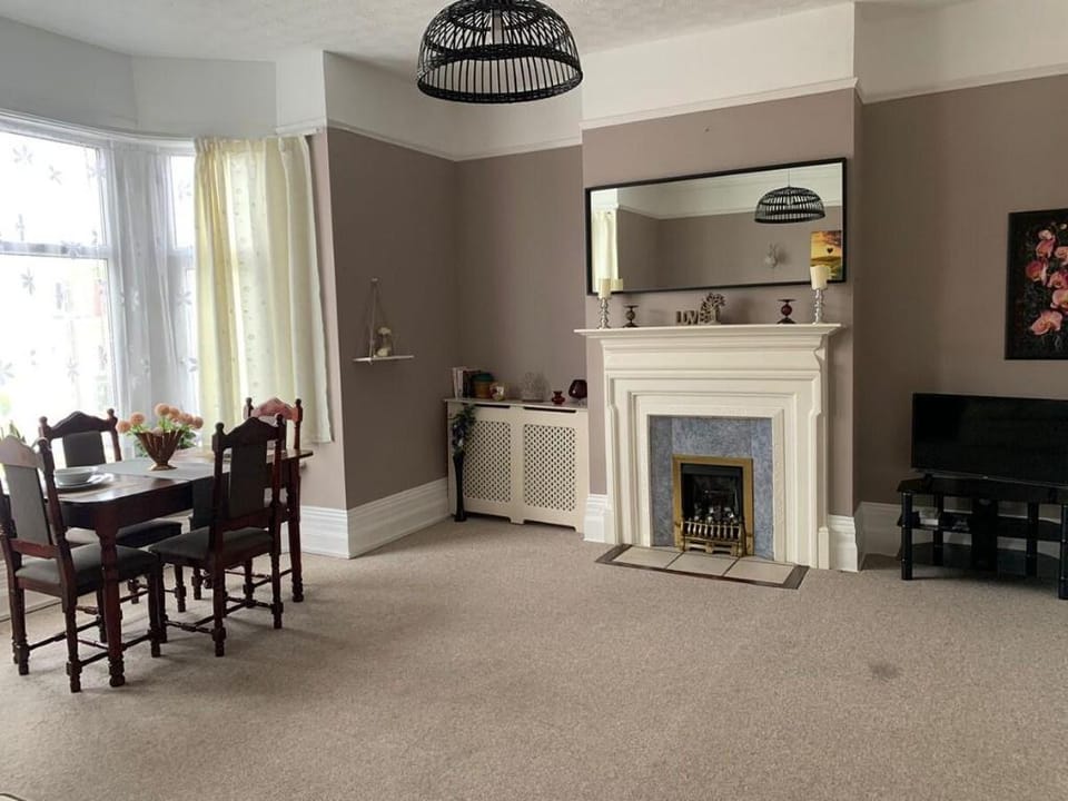 Cosy 2 bed flat in Baffins! Apartment in Portsmouth