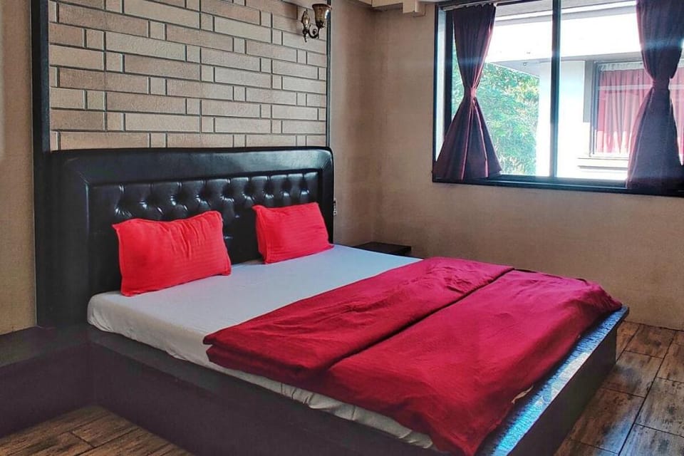 ROYALE 4 bedroom Villa AV  Vacation rental in Lonavla