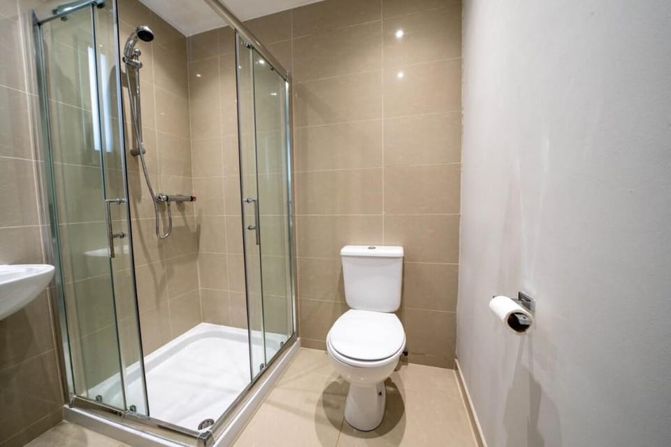 BOTANIC APARTMENT SLEEPS 6 Apartment in Belfast