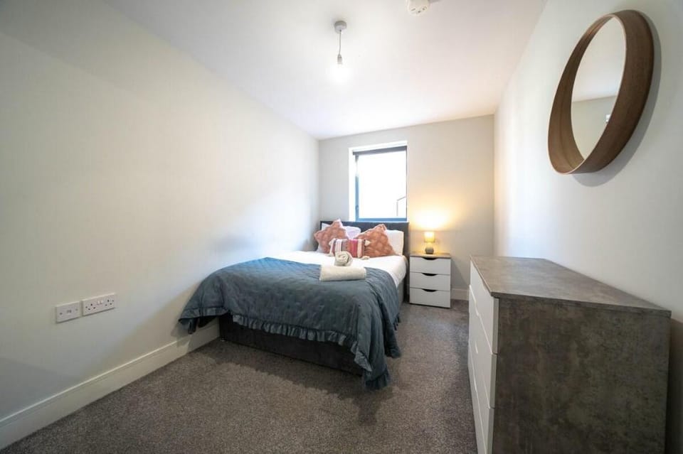 BOTANIC APARTMENT SLEEPS 6 Apartment in Belfast
