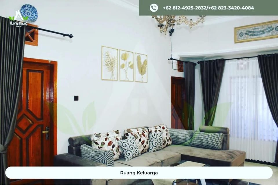 Wangi Agung Boom Beach Home Vacation rental in East Java