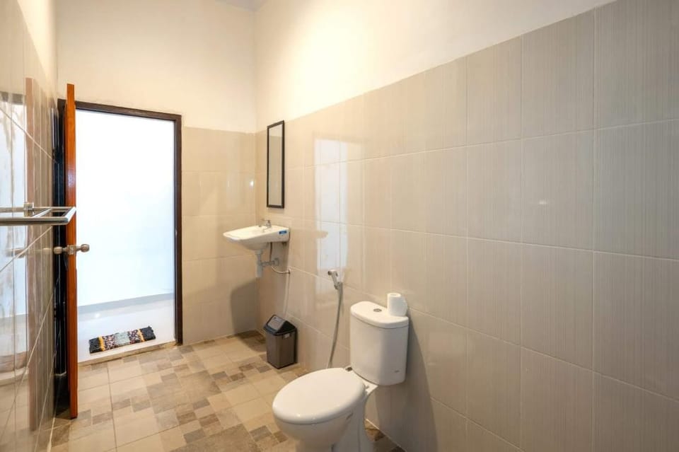 Surya Maha Bungallo 8 Deluxe Rooms Pool View #20 Vacation rental in Nusapenida