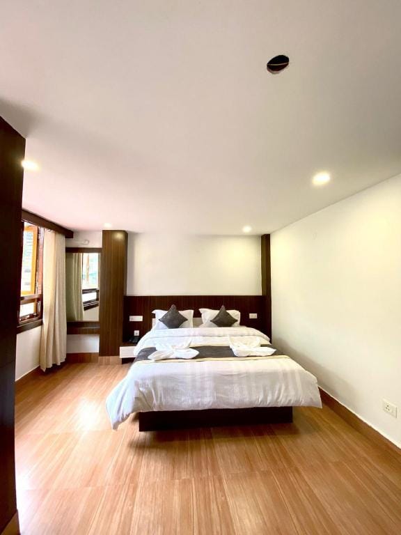 paradise inn hotel Apartment in India