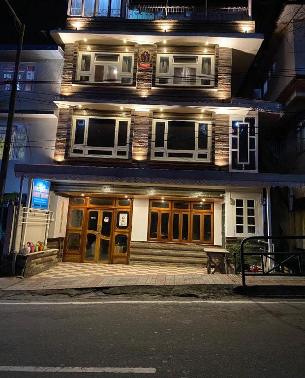 paradise inn hotel Apartment in India