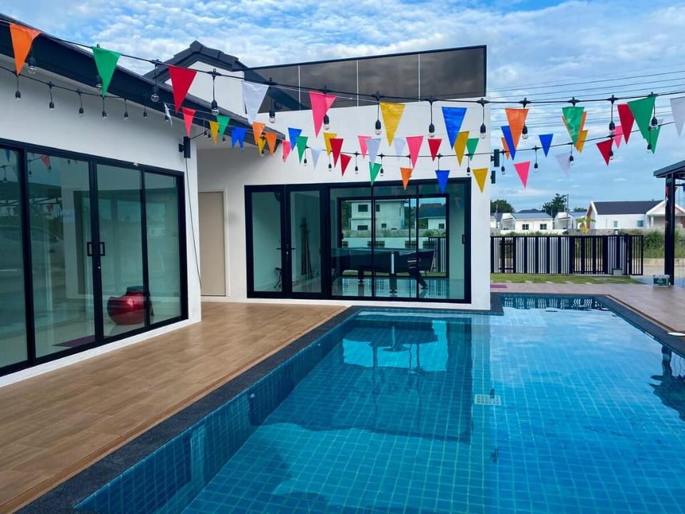 Ken's Pool Villa Villa in Thailand