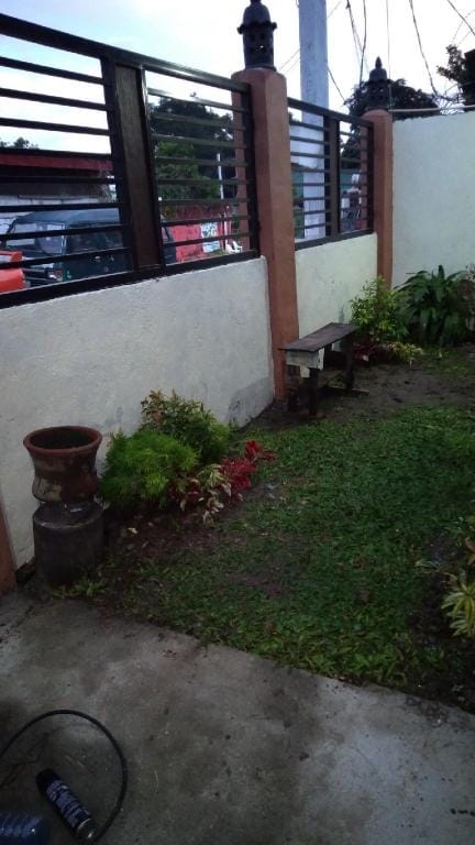 Your Home away from Home! Fully Furnished Bungalow Vacation rental in Angeles