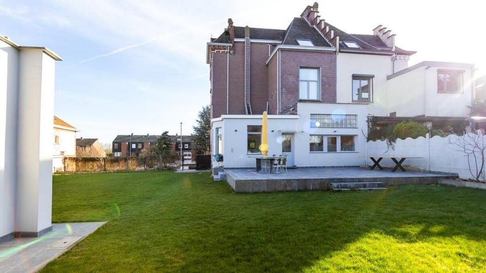 Manoir idéalement situé avec grand jardin Vacation rental in Flanders
