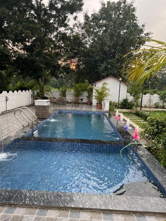 Pawar farm (affordable luxury farm) Villa in Maharashtra