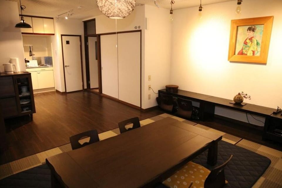 One stop to JR Kyoto Station! 3-minute walk from Yamashina Station! Vacation rental in Kyoto