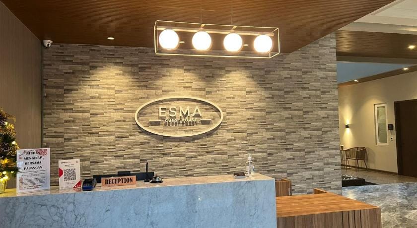 Esma Family Guest House Bed and Breakfast in East Java