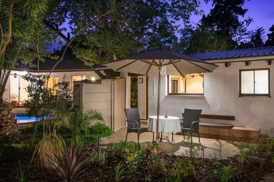 Perfect spot for two Vacation rental in Cape Town