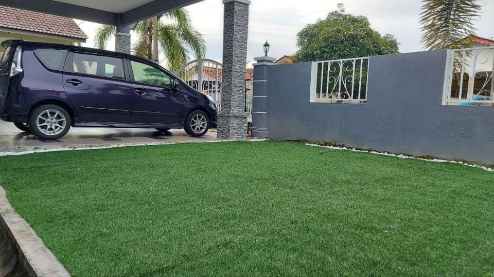 Rilex Inn Melaka Homestay-Semi-D with garden Vacation rental in Malacca