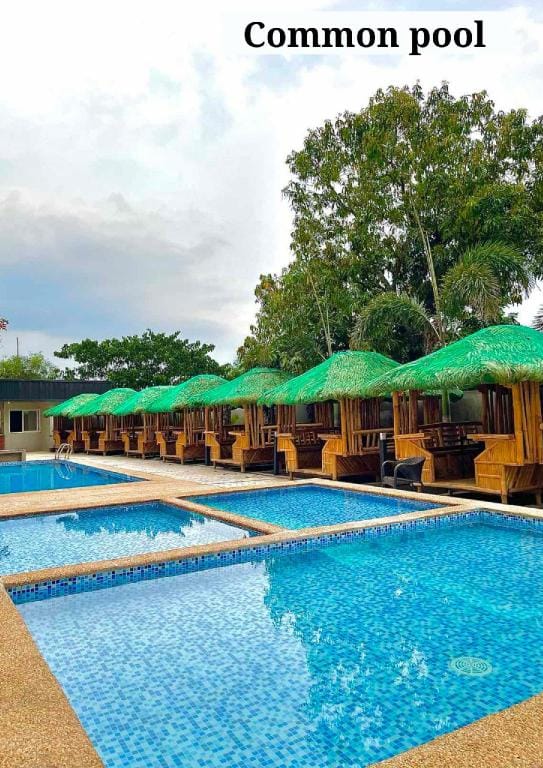 Koregon Condo (3BEDROOMS) Apartment in Angeles