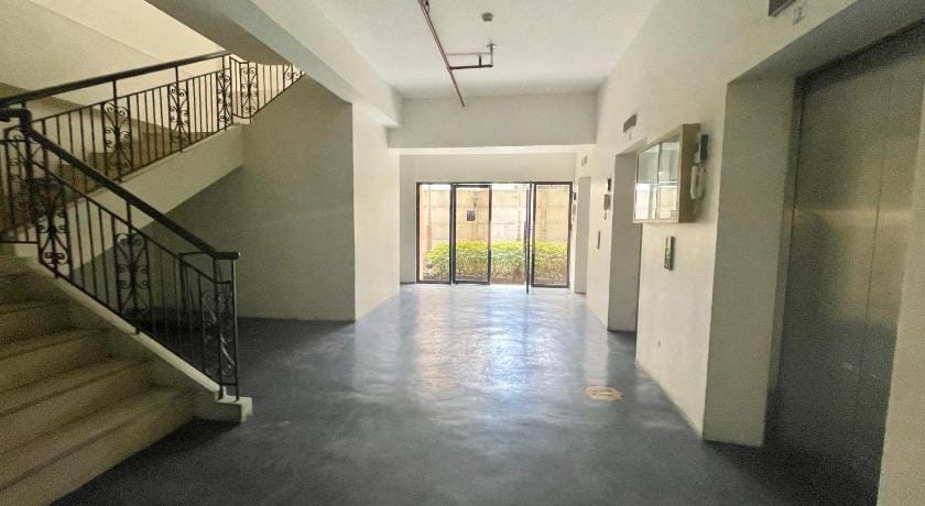Hannah’s Morning Sun - Studio Room Apartment in Las Pinas