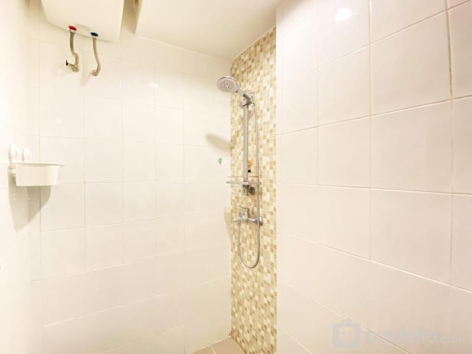 Fancy 2BR Gateway Ahmad Yani Cicadas By Travelio Apartment in Bandung