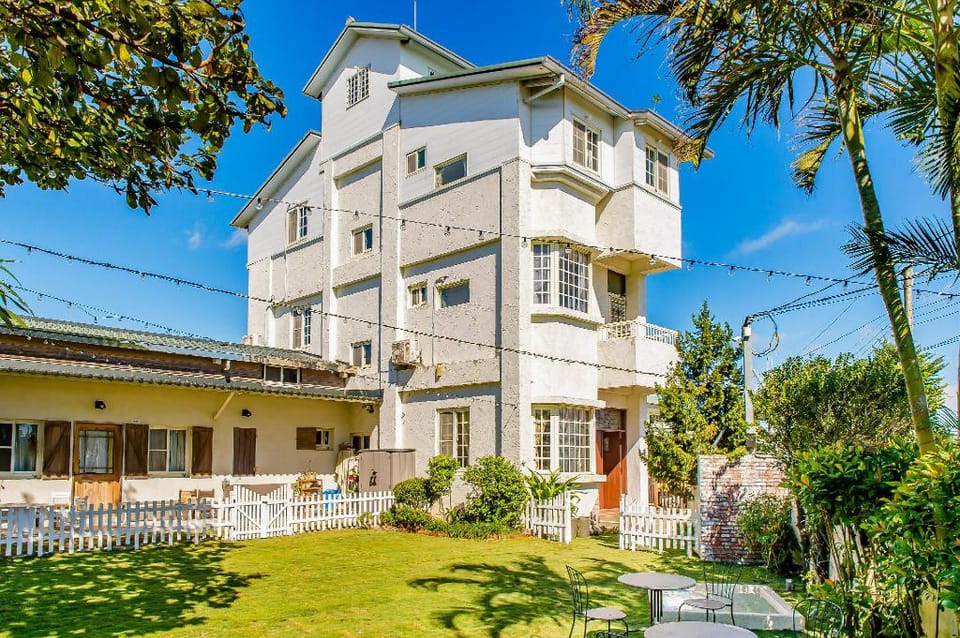 Pet Taitung Homeabout Bed and Breakfast in Taiwan, Province of China