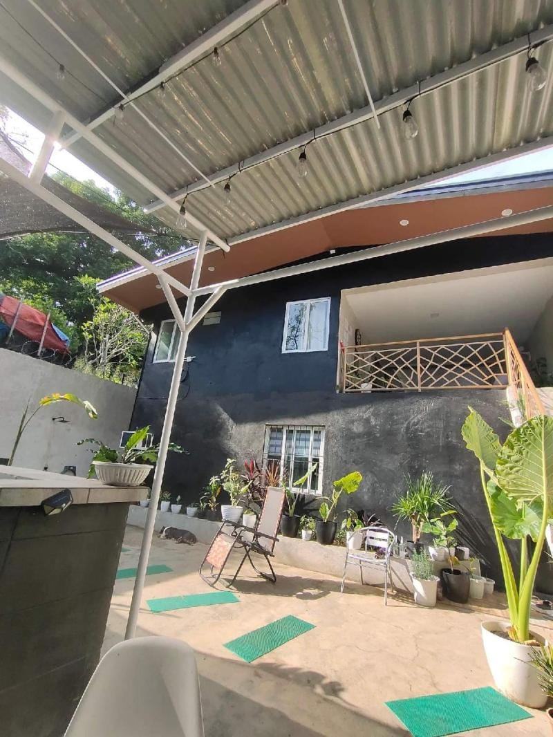 CLOSED BUSINESS DONT BOOK FAMILY VACATION HOUSE Apartment in Antipolo