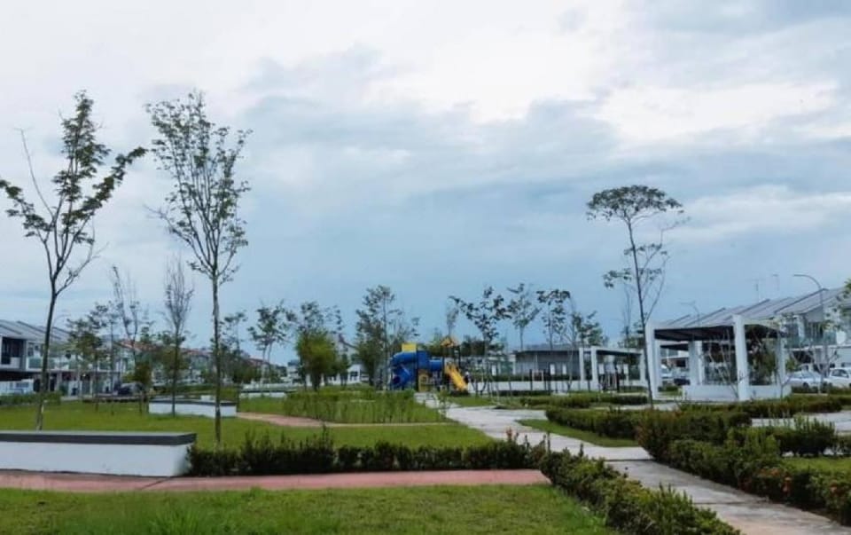 Comfortable House w AC 4 Bedrooms WIFI Desaru Vacation rental in Johor