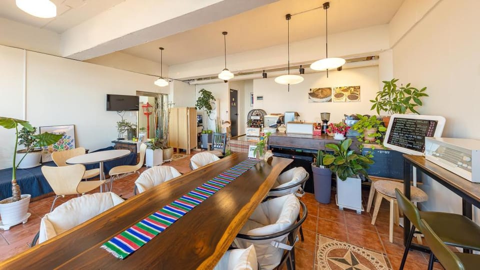 Gosung StageR Bed and Breakfast in South Korea