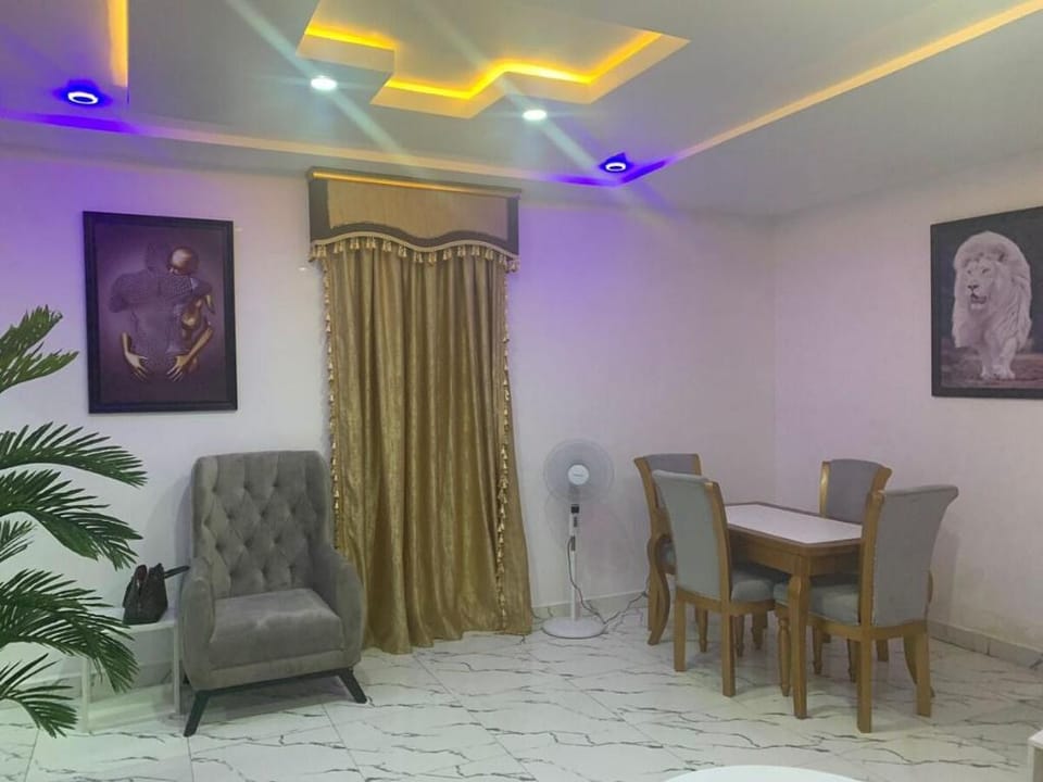 Luxurious 2-bedroom serviced apartment available Apartment in Abuja