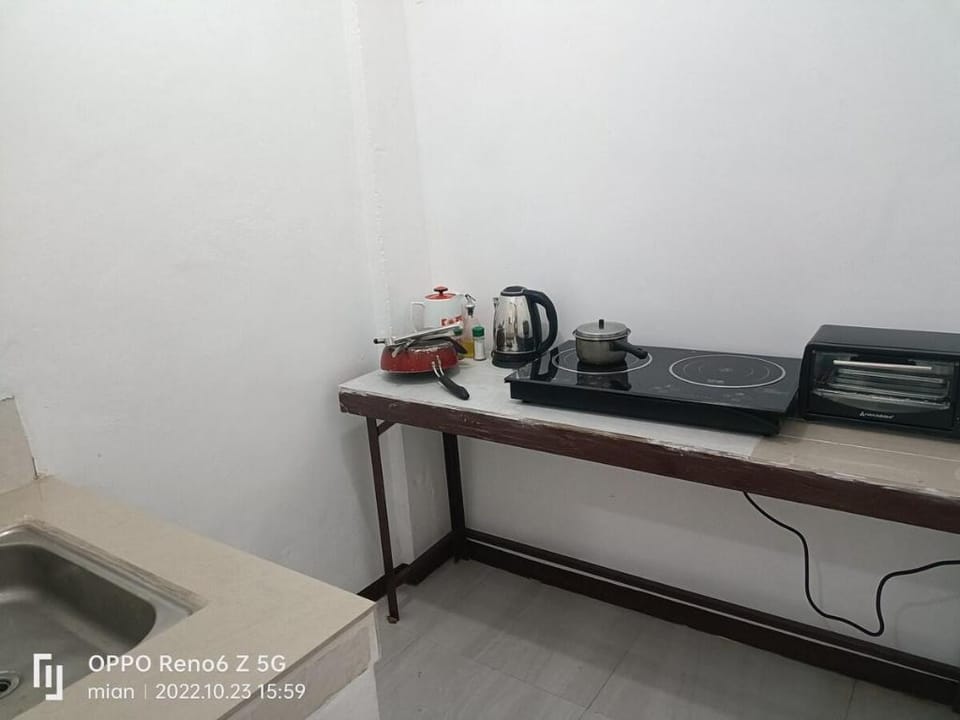 Townhouse in San Jose Del Monte-LJ's transient Apartment in Calabarzon