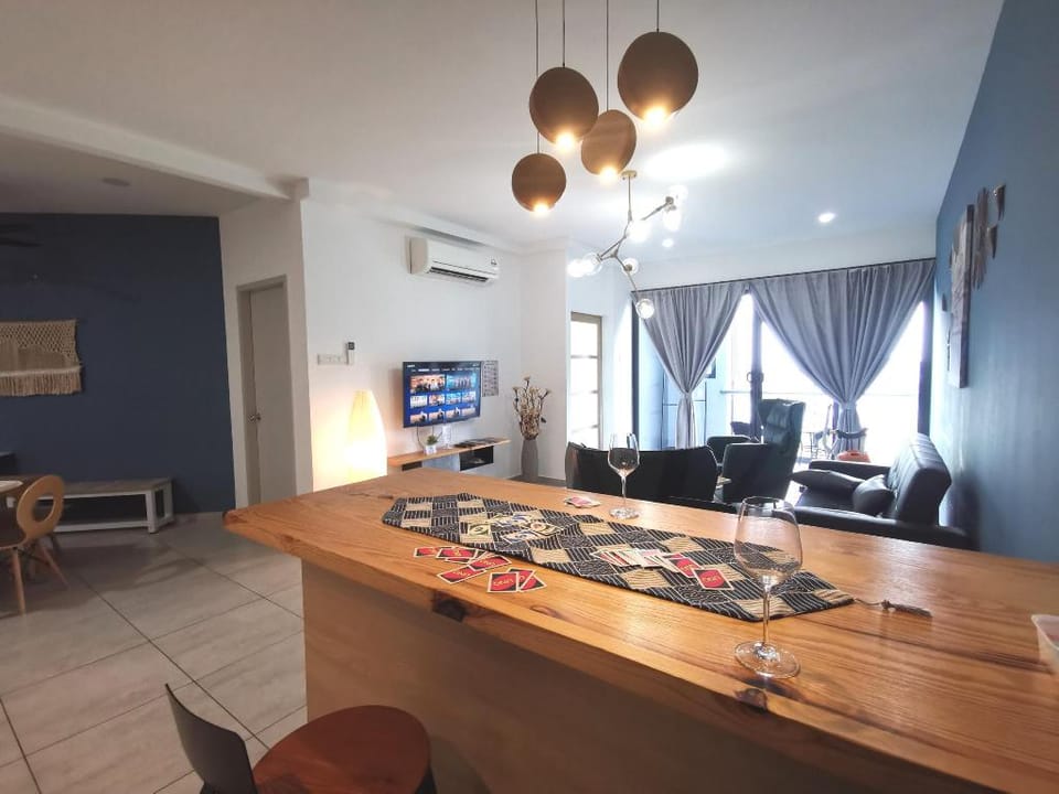 Galaxy 3BR 12~16pax SeaView Wifi  5min to Jonker Apartment in Malacca