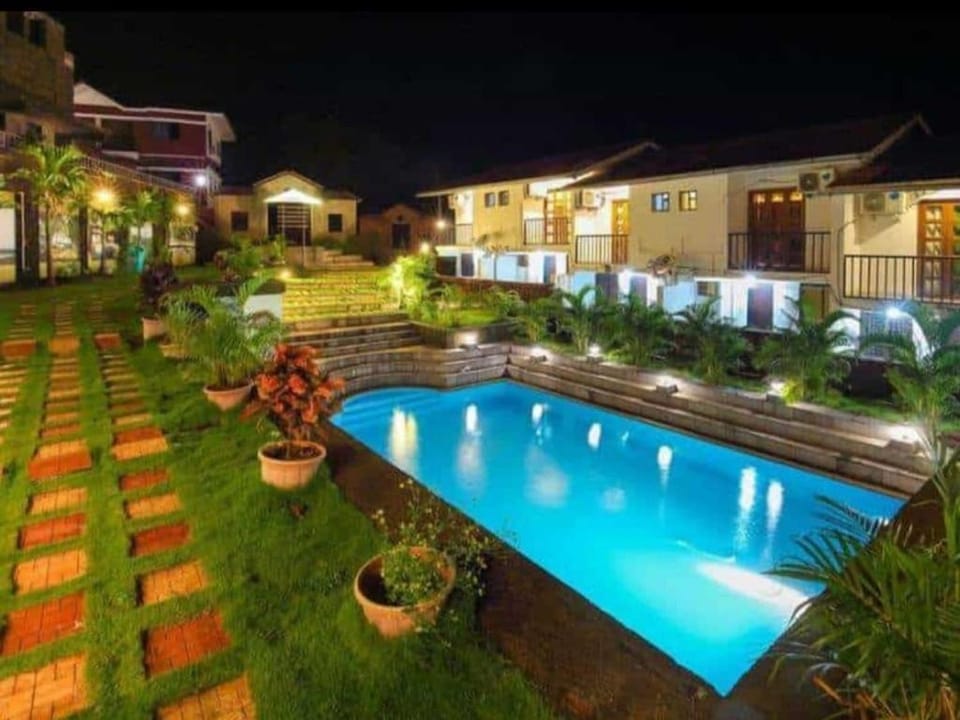 Wada Chirebandi Hotel in Maharashtra