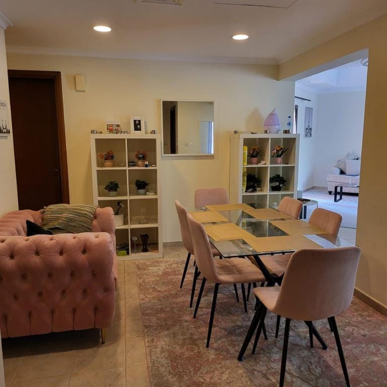 A villa with 4-Bedroom, Big Garden & Private Pool Villa in Al Sharjah