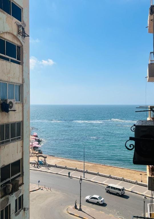 Luxury idyllic apartment  Apartment in Alexandria
