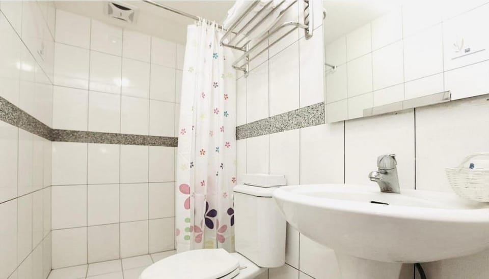 Nightmarket Inn (Pink Room) Vacation rental in Taiwan, Province of China