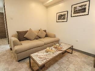 La Grande Residence Brand New Grand Studio unit- 2 Apartment in Angeles