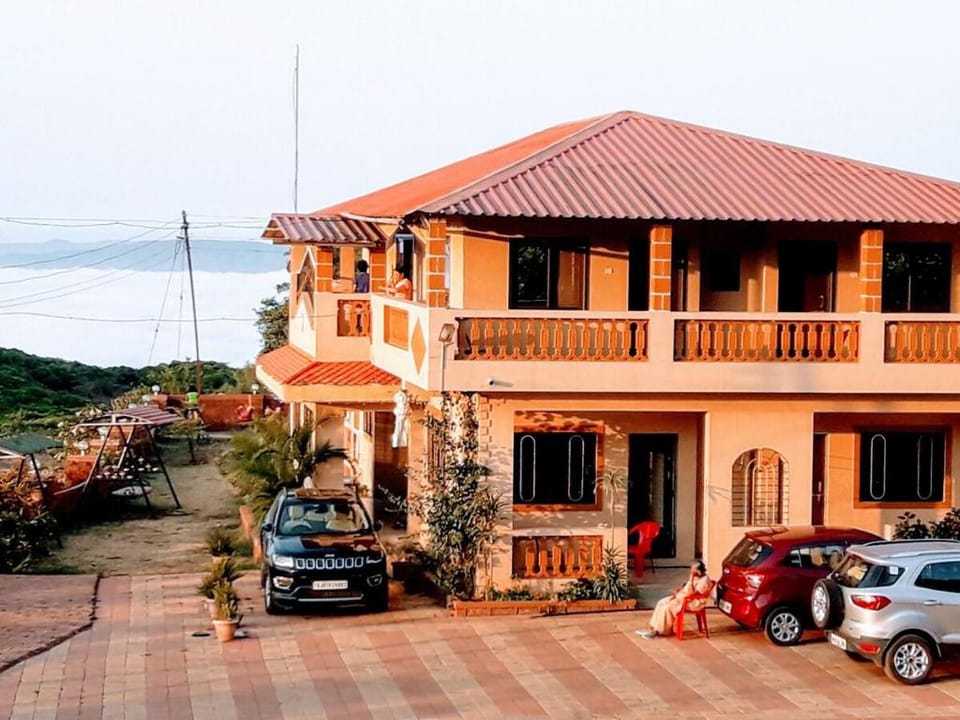 Rutubandha-04 Bedrooms & Hall -First Floor Vacation rental in Maharashtra