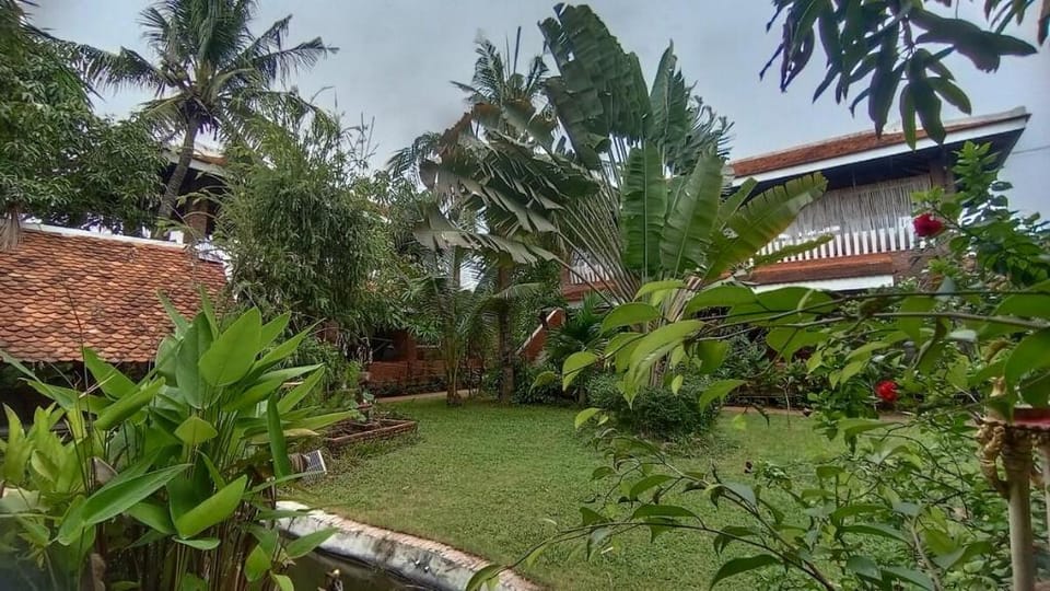 Two-Bedrooms Family-Suit Villa in Krong Battambang