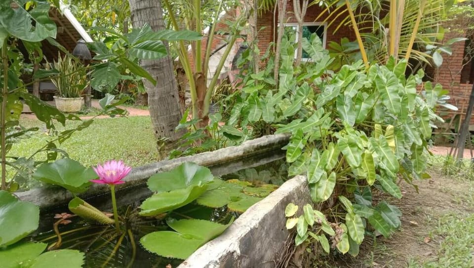 Two-Bedrooms Family-Suit Villa in Krong Battambang