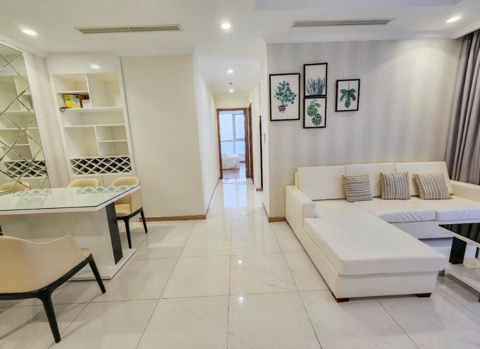 Landmark 2br Vinhomes Central Park Apartment in Ho Chi Minh City
