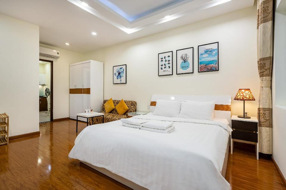 We Home - Walk to Opera House & Notre Dame 502 Apartment in Ho Chi Minh City