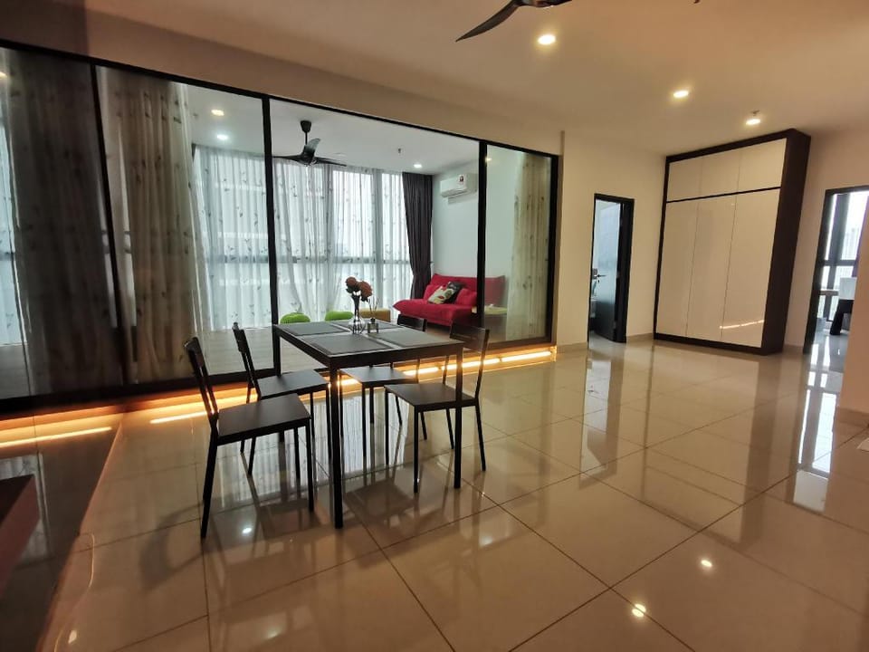 cozy Sofo suite 2 bedrooms and great view of KL Apartment in Petaling Jaya